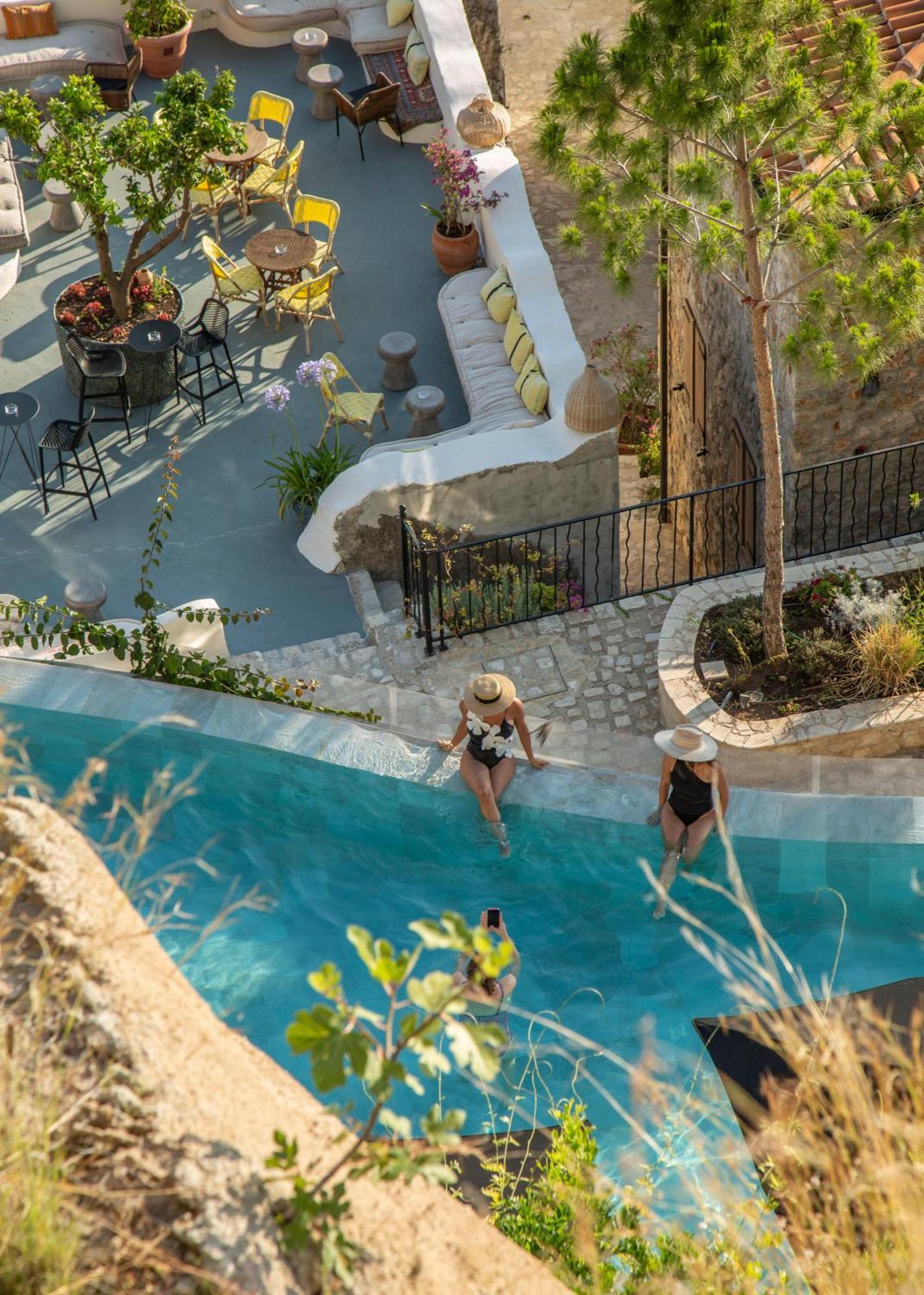Resort Zoe Hora *